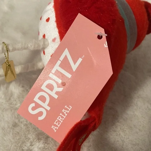 Target 2023 Spritz Featherly Friends Valentine’s Day Birds
